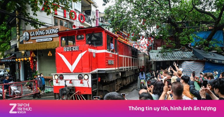 Lại mời khách Tây rời phố cà phê đường tàu Hà Nội Lại mời khách Tây rời phố cà phê đường tàu Hà Nội