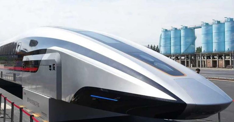 Trung Quốc: Tàu siêu tốc nhanh hơn máy bay cự ly ngắn, 1.200km tốn 2,5 giờ Trung Quốc: Tàu siêu tốc nhanh hơn máy bay cự ly ngắn, 1.200km tốn 2,5 giờ