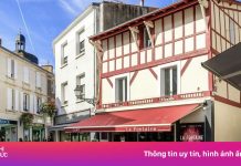 Cấm khách để ngực trần, mặc hớ hênh ngoài bãi biển ở Pháp