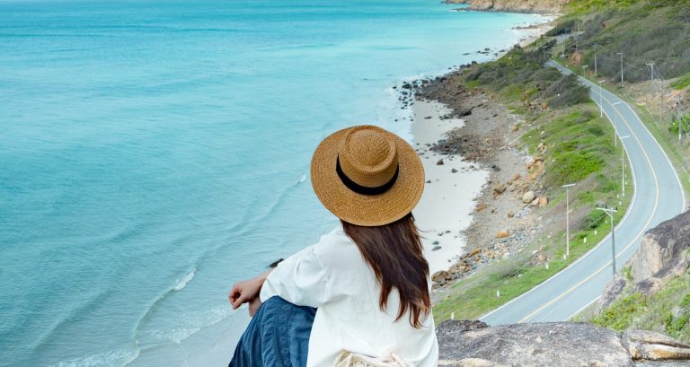 Bãi biển hoang sơ ở TPHCM ‘lúc ẩn lúc hiện’, muốn chiêm ngưỡng phải canh giờ