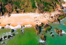 ‘Kỳ quan đá’ có một không hai bên bờ biển ở Quảng Trị