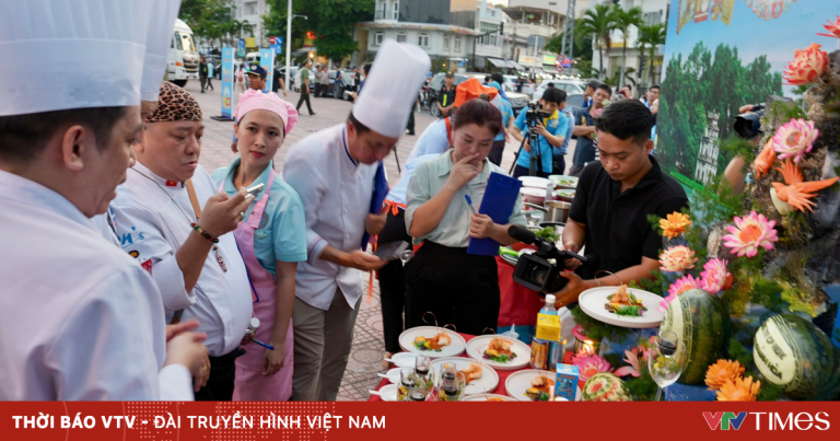 Khi ẩm thực trở thành sứ giả du lịch Việt Nam Khi ẩm thực trở thành sứ giả du lịch Việt Nam