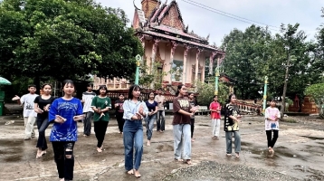 Người “góp lửa” cho nghệ thuật múa Khmer Người “góp lửa” cho nghệ thuật múa Khmer