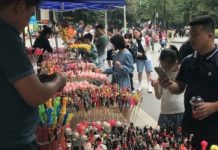 Giữ hồn đô thị từ không gian văn hóa công cộng