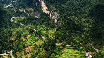Vẻ đẹp kỳ vĩ của những cung đèo Cao Bằng