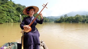 Tuyên Quang: Về Tân Trào, trải nghiệm hát then, đàn tính của đồng bào Tày giữa hồ Nà Nưa