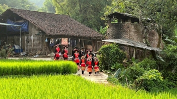 Giữ gìn bản sắc, xây dựng môi trường lành mạnh