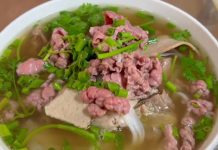 4 ngày thử 10 quán phở Hà Nội, khách Đài Loan “đổ” vì bát phở 50.000 đồng