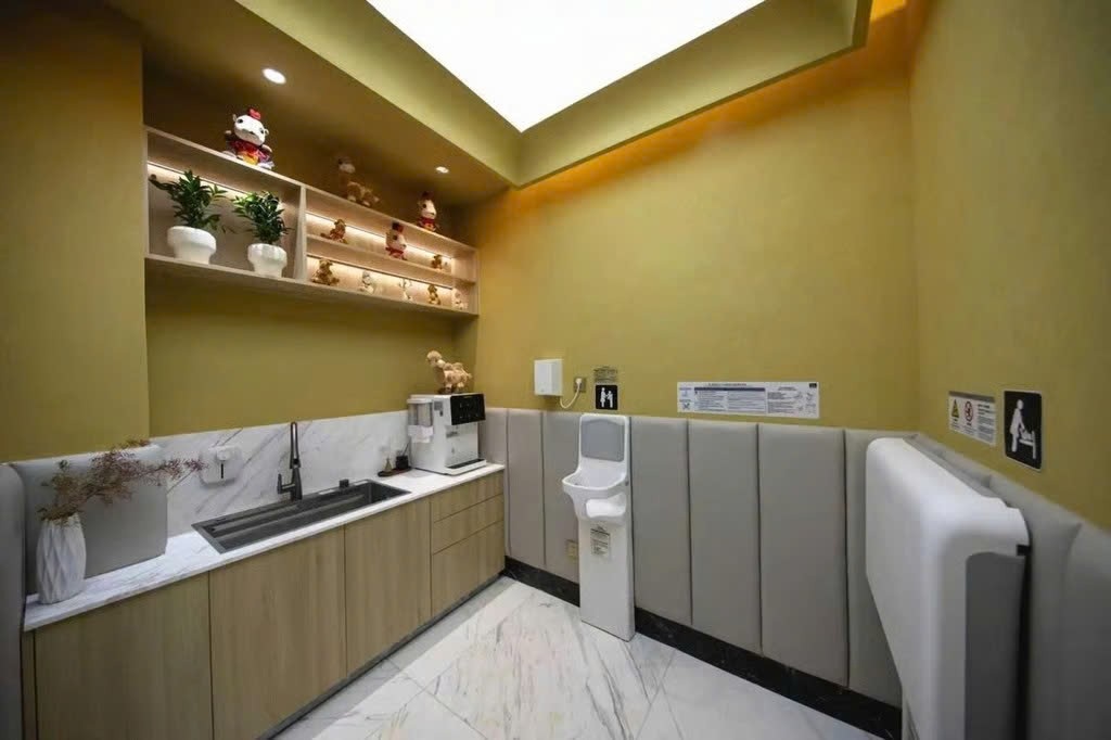 Nhà vệ sinh công cộng gây bão mạng vì quá đẹp, nhiều người kéo đến check-in - 2