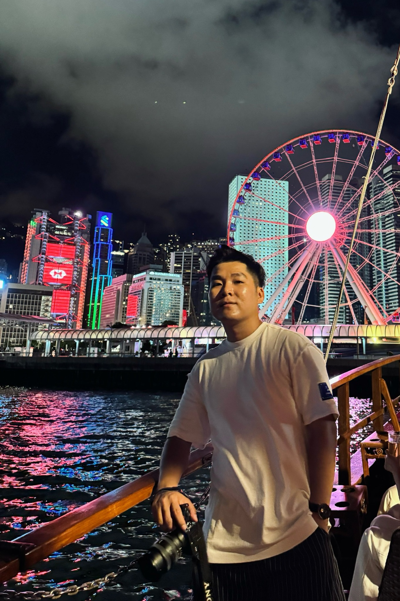 Hong Kong mo tour free anh 3