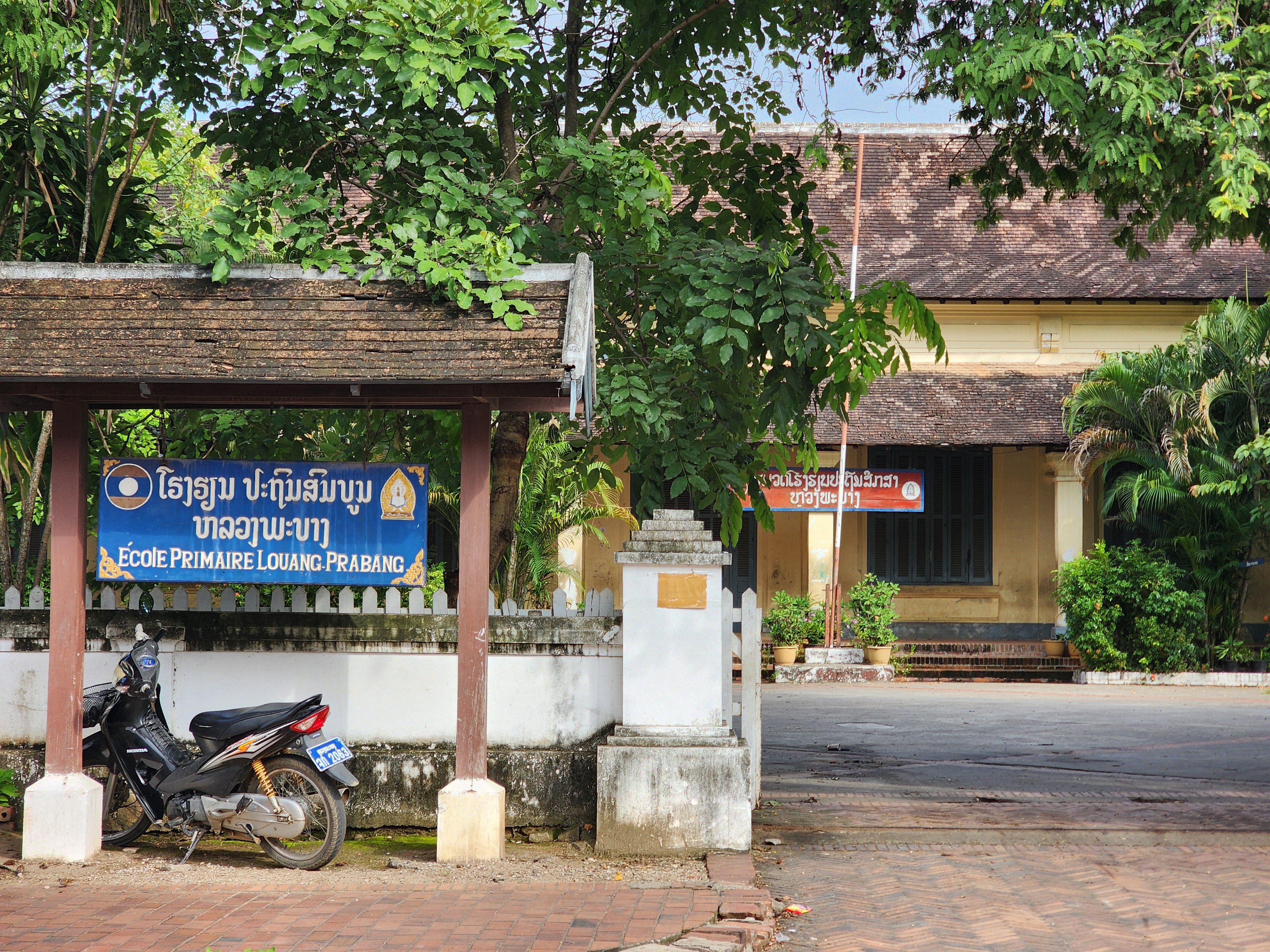 Lao anh 5