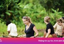 Khách Tây chi tiền triệu tắm trâu, lội ao úp cá ở Ninh Bình