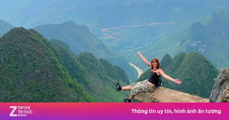 Tạm dừng tham quan mỏm đá ‘sống ảo’ Hà Giang