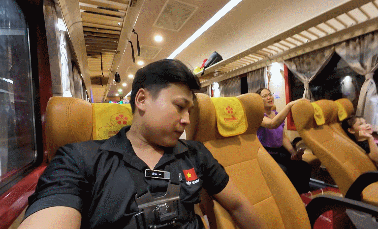 tàu quý tộc Hải Phòng 0.gif