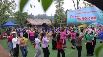 Mở không gian mới cho Làng Văn hóa – Du lịch