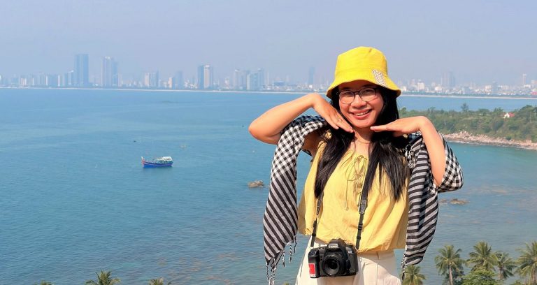 Cô gái Hải Phòng một mình xuyên Việt 45 ngày bằng xe khách với 40 triệu đồng