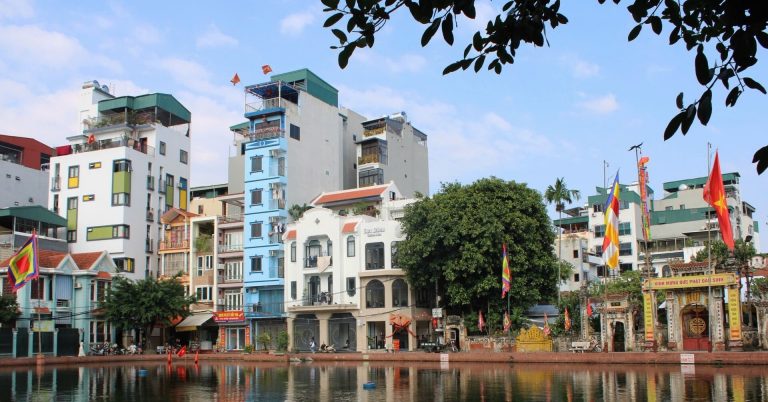 Làng nào không gọi cha là ‘bố’, làng nào nhiều tiến sĩ nhất Hà Nội?
