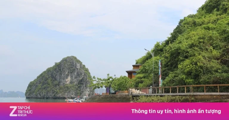 Vì sao bãi biển kín tiếng ‘đẹp nhất thế giới’ ở Việt Nam vẫn đóng cửa?