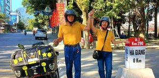 Vợ chồng U70 ở Đồng Tháp lái xe máy du lịch xuyên Việt 92 ngày, qua hơn 9.000km