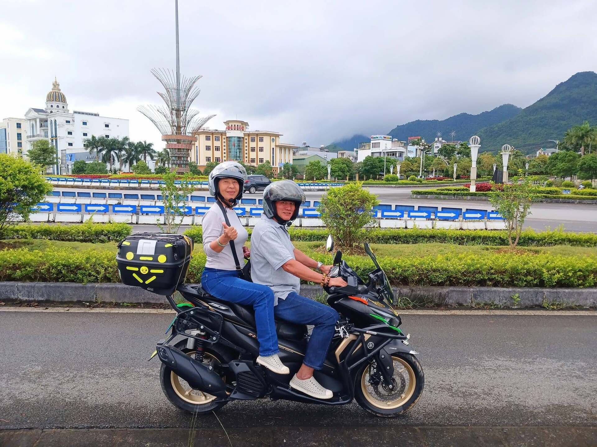 xuyên việt.jpg